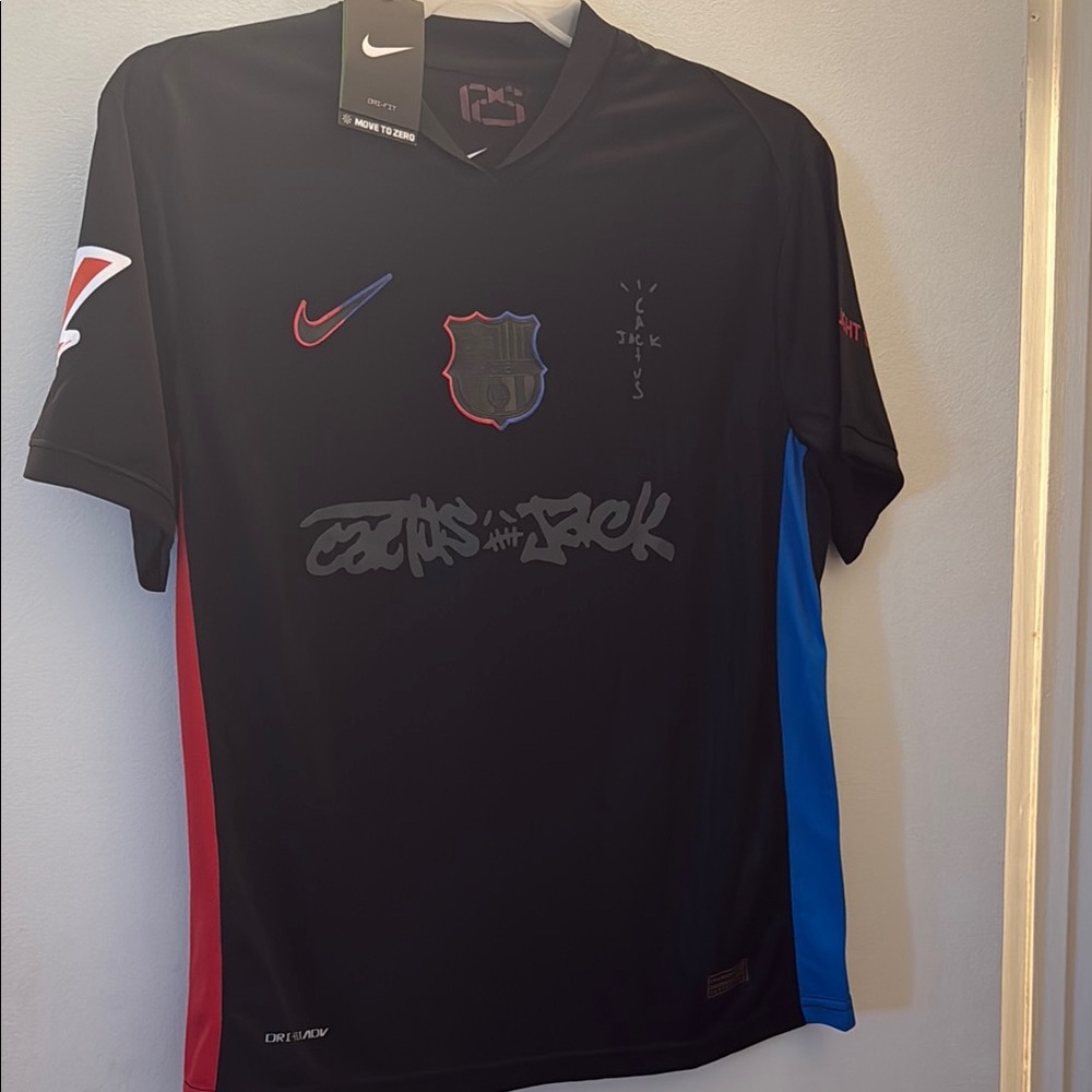 Nike Barcelona soccer jersey Lamine Jamal # 19 brand new medium size